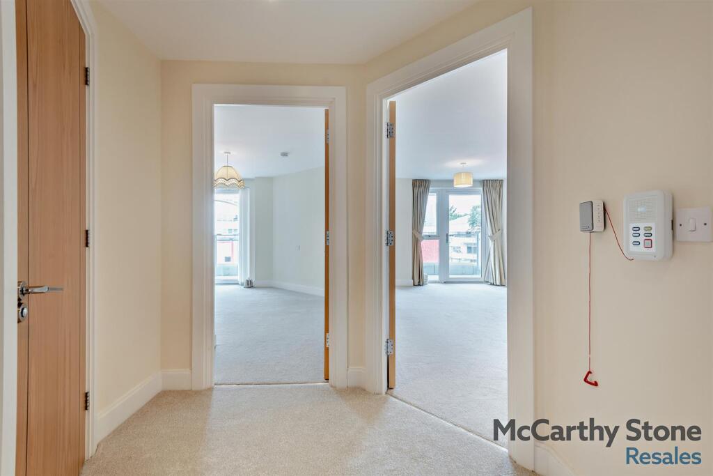 8655178-interior07-800.jpg
