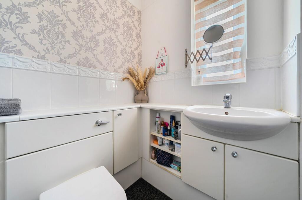 En-suite shower room