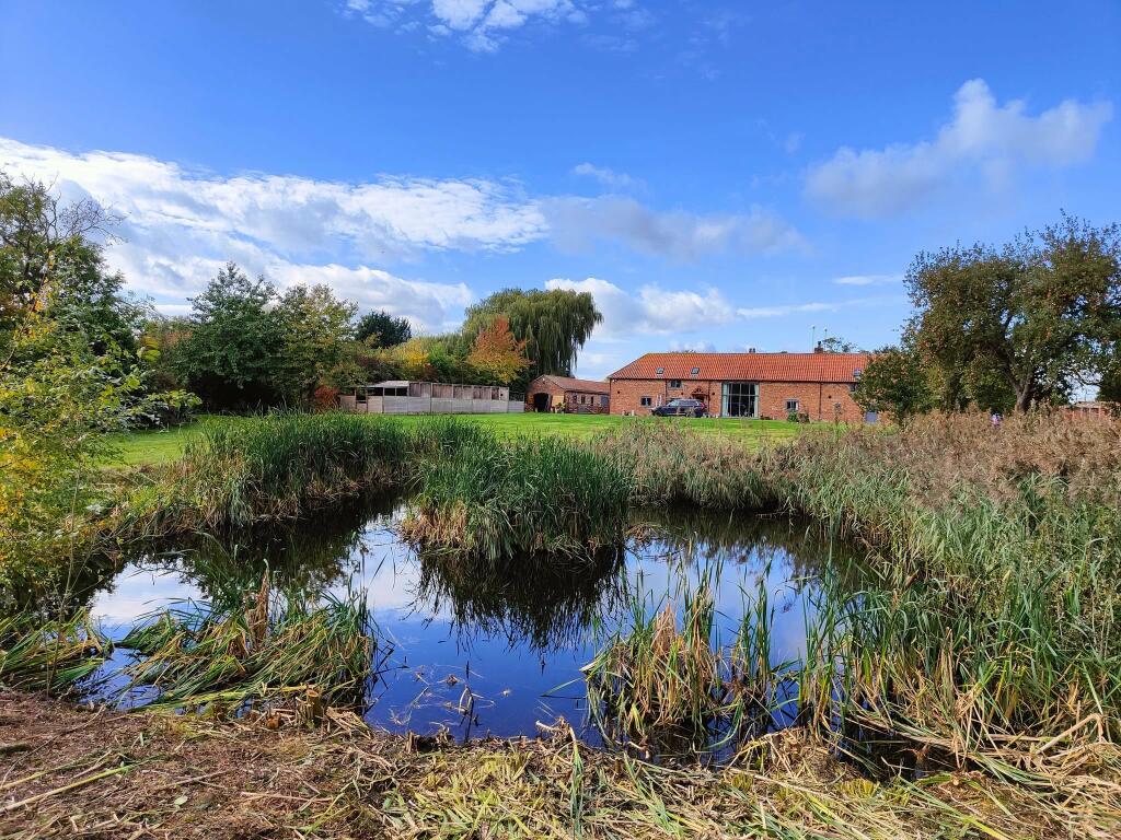 272832732_6372517546