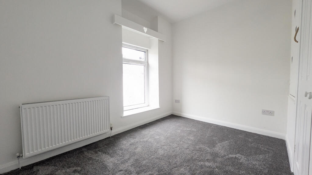 PXL_20250813_104910258