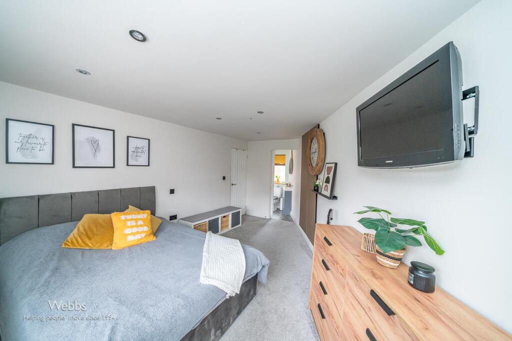 © Webbs Estate Agents © (126 of 217).jpg