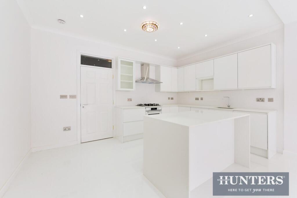 WHITESTILE ROAD 60 (11).jpg