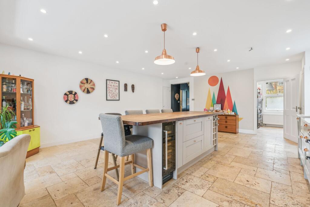 Kitchen_Dining (6)