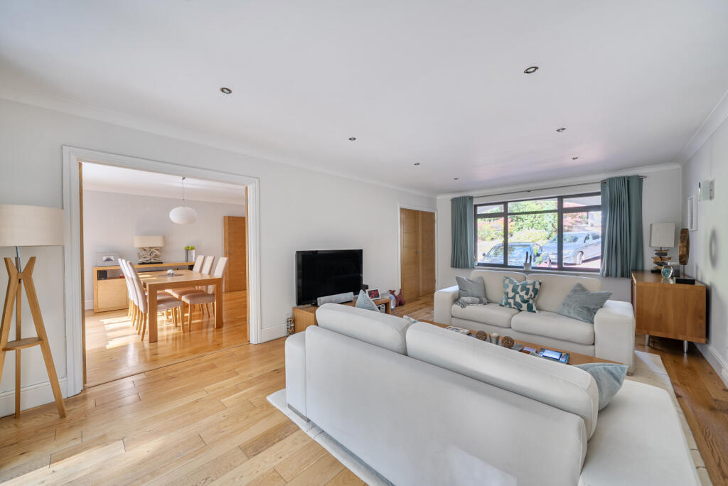 1348601-41-68bf26...