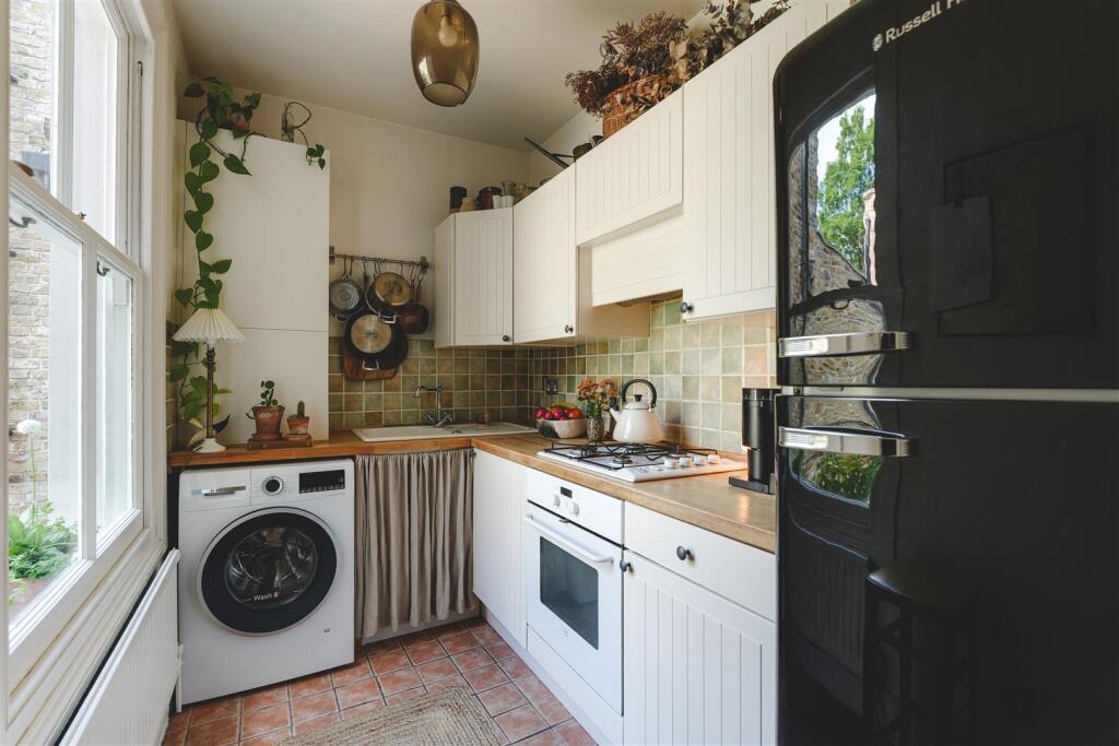 Shrubland Road-12.jpg