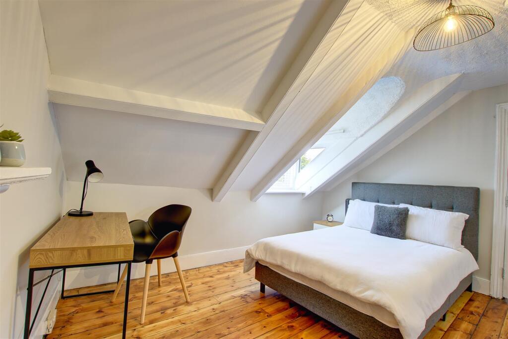 Bed 6 (2).jpg