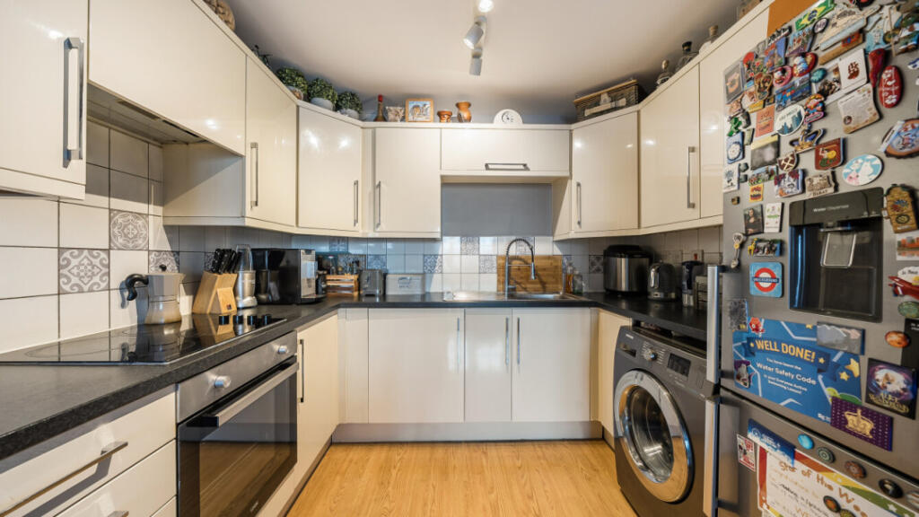 Market Place, Romford, RM1 3EF