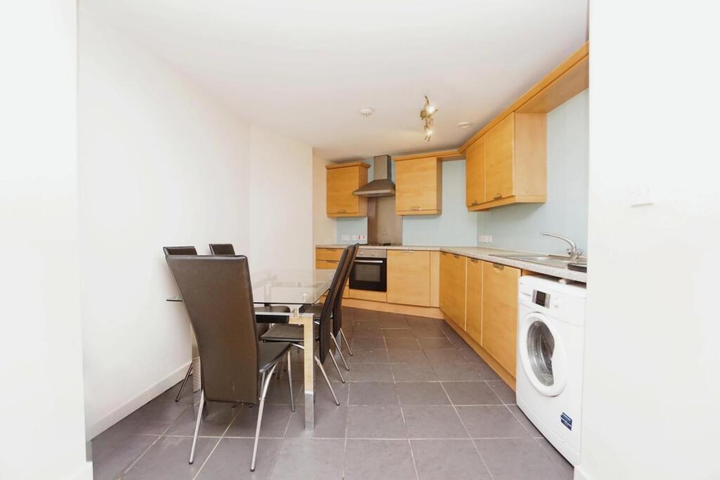 KITCHEN SPACE