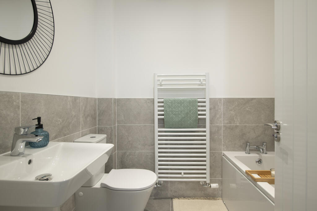 Main Bathroom