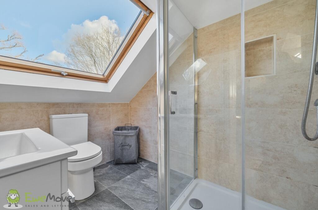 Ensuite Bedroom One