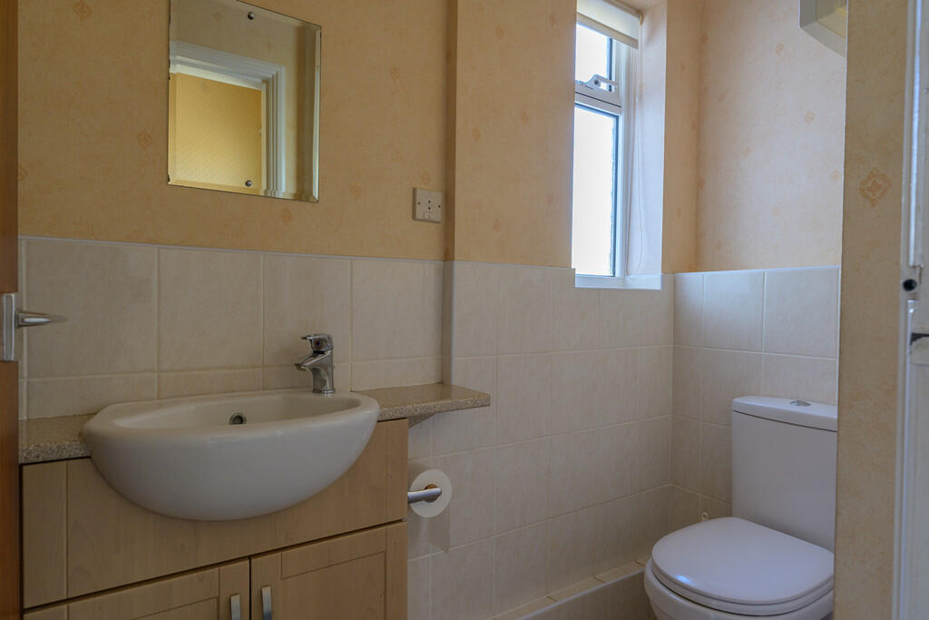 Ground Floor W.C....