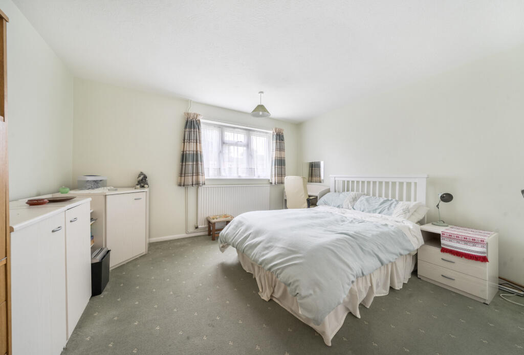 1302115-6-683f2ed...