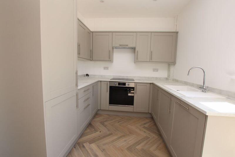Kitchen photo 1