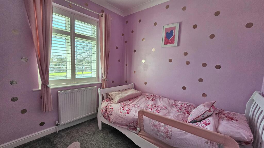 Bedroom 2 .jpg