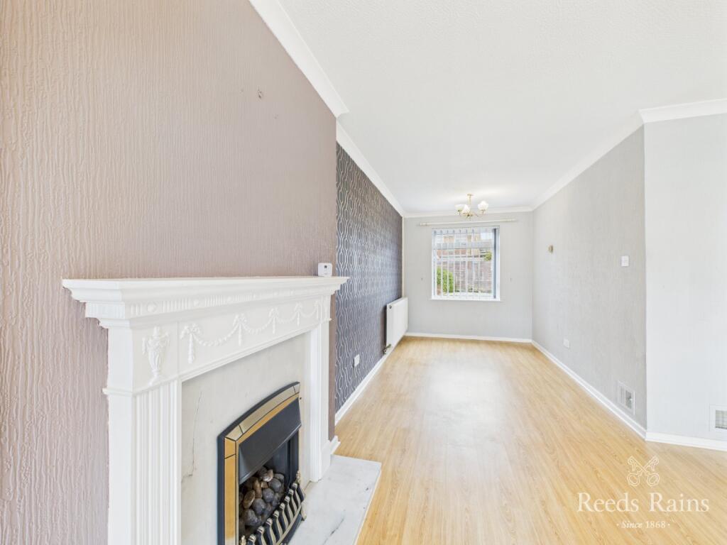 Sitting/Dining Room