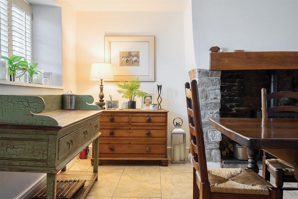 Dining Room, Farmhouse