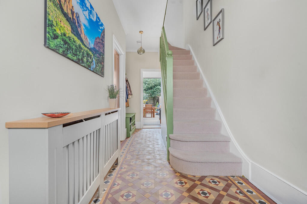 Netherbury Road (...