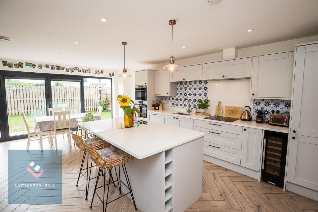 Open Plan Living/Dining/Kitchen