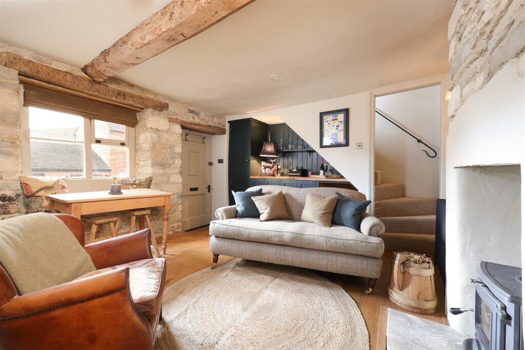 16 St Johns Street 10.JPG
