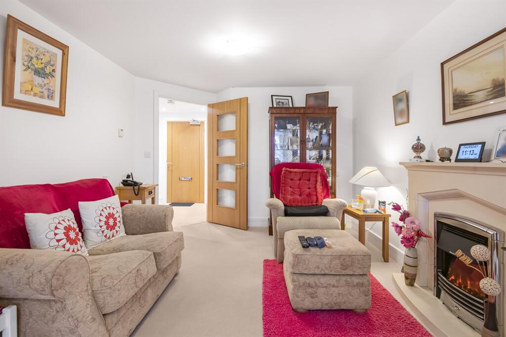 Living/Dining Room