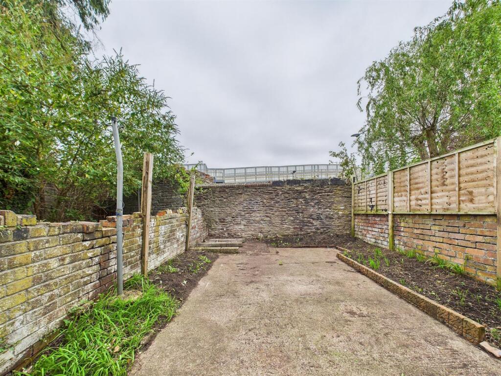 9 - 2 Bedroom House.jpg