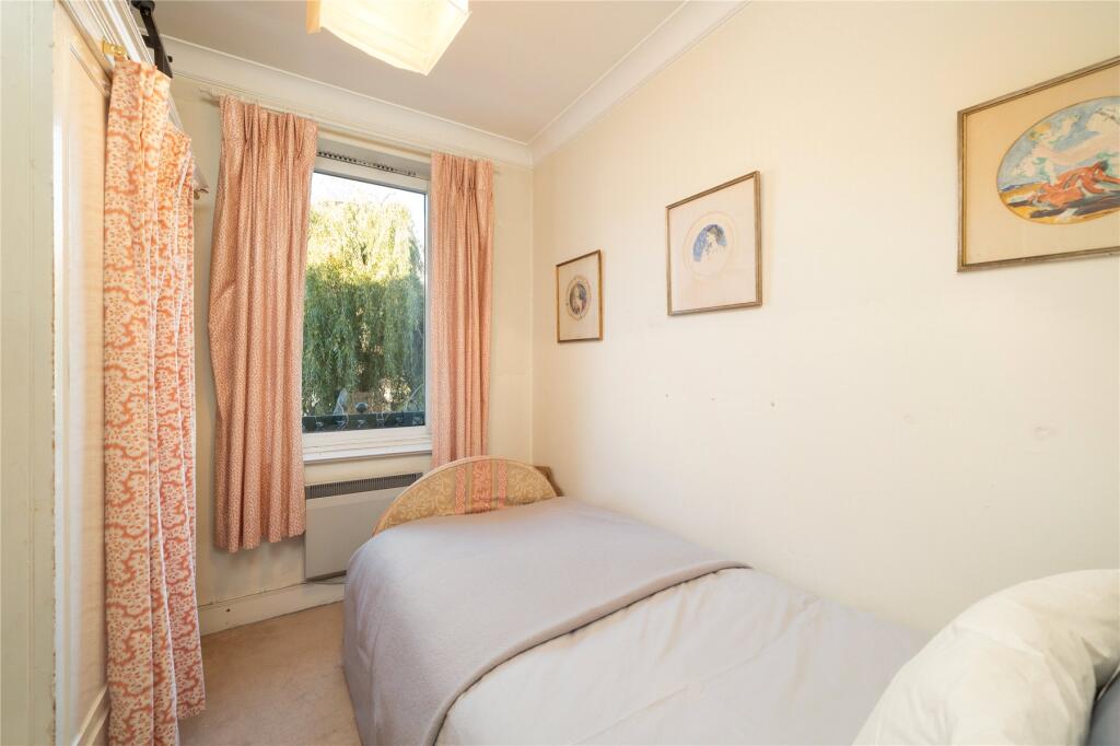2nd Bedroom