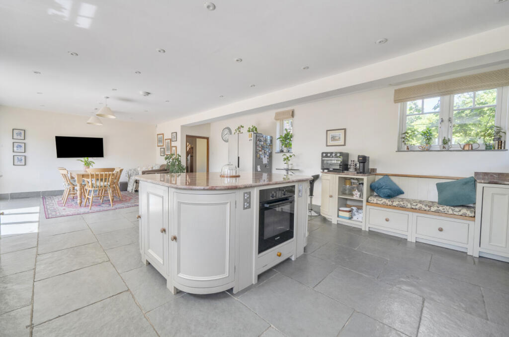 1318756-20-6867f5...