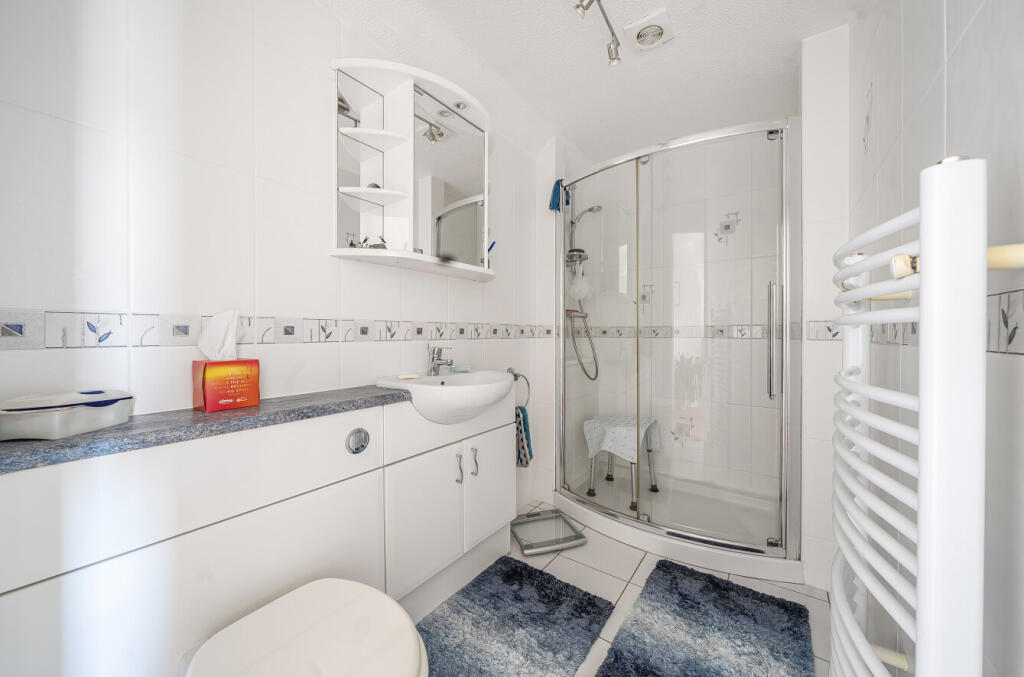 1320359-15-687157...