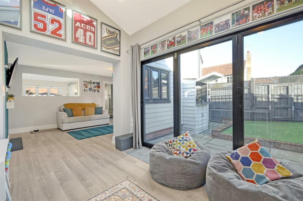 img_2344_5 copy 2.jpg