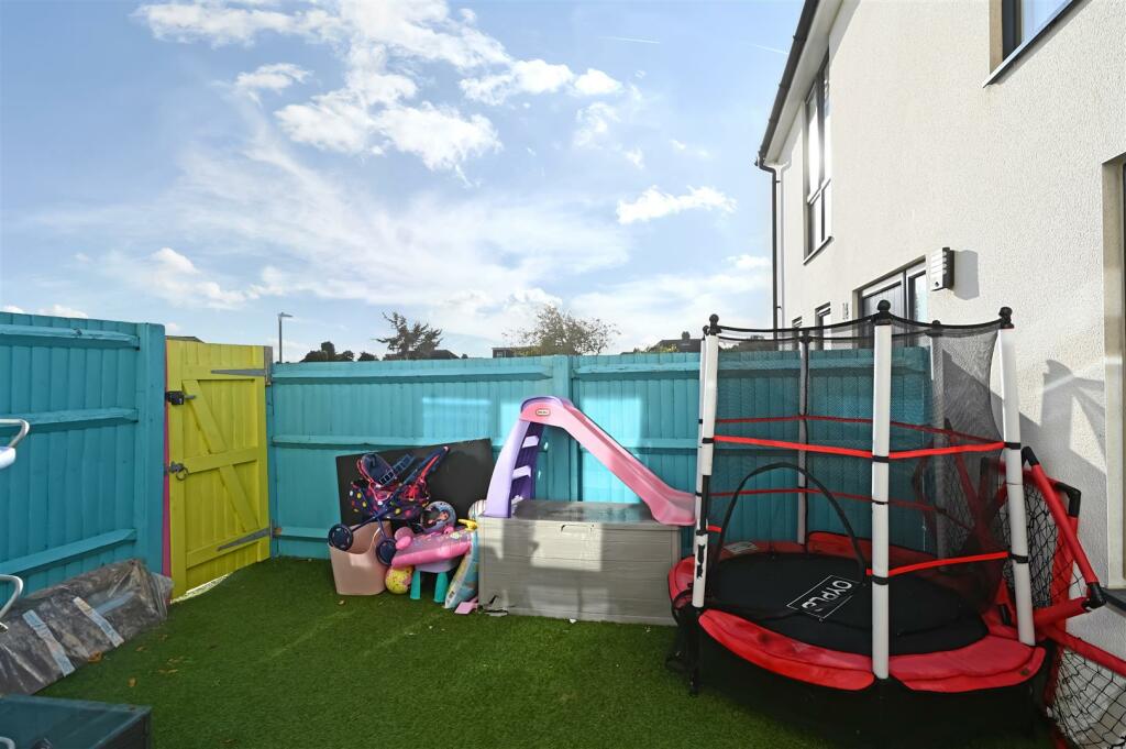 1 Rowan close bn41 (12).jpg