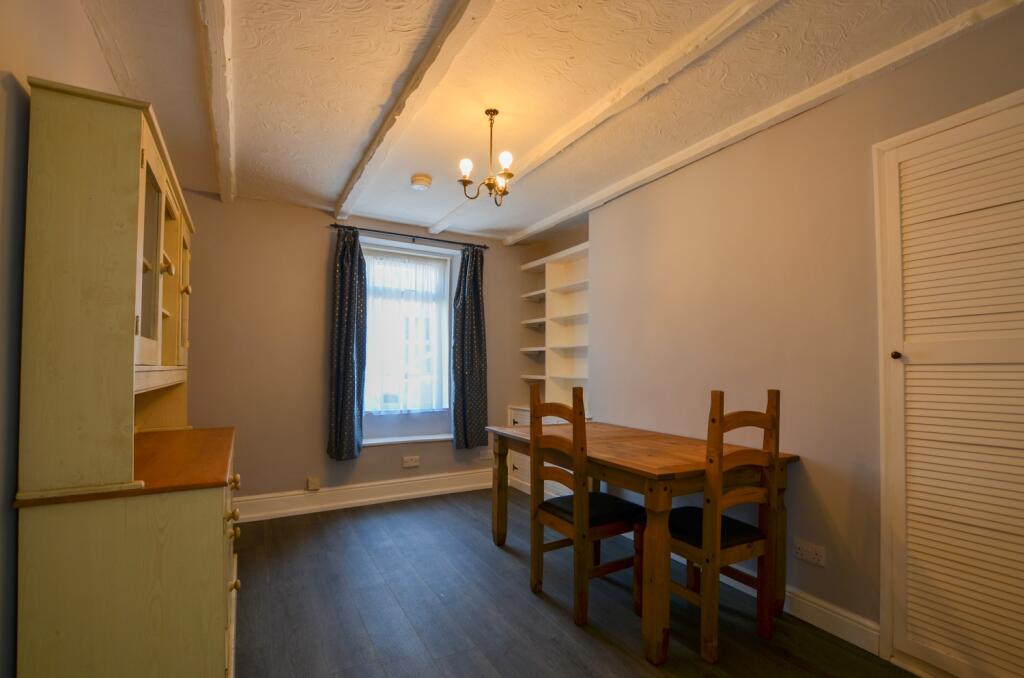 To Book A Viewing Call TPS Lostwithiel on 01208 87