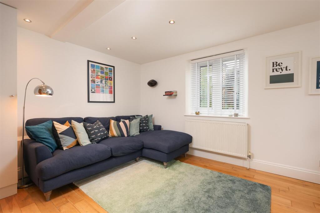 7 Wiseman Apts 15.JPG