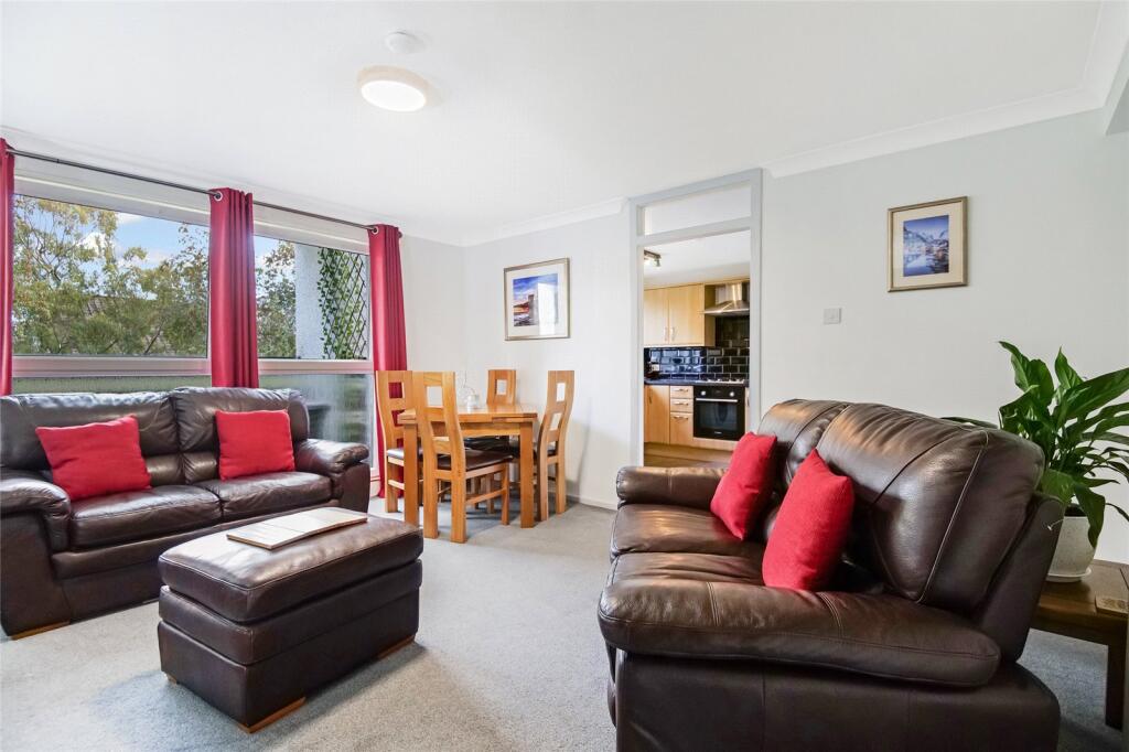 Living/Dining Room