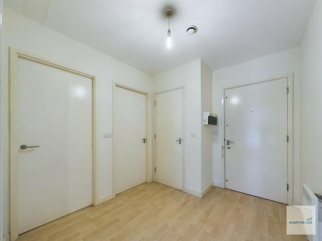 CAM03394G0-PR0144...