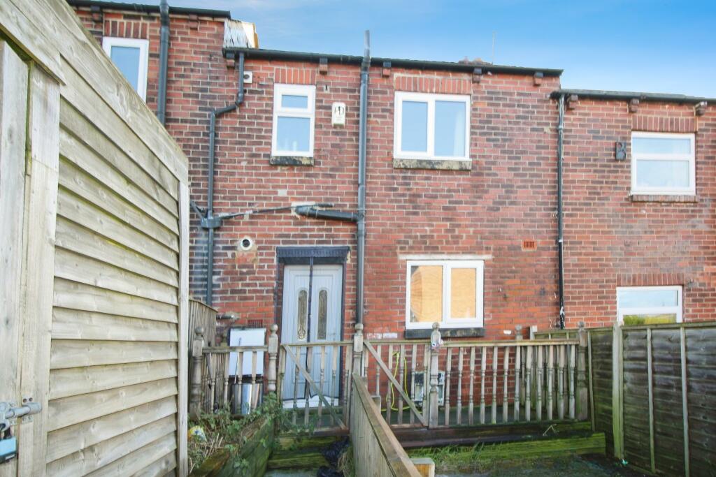 Rear Walkley Ave