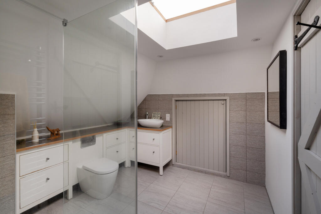 231235 - Swyllmers Barn, Lee Clump Road, The Le...