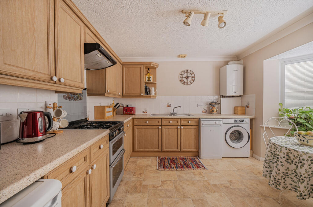 1347021-23-68c066...