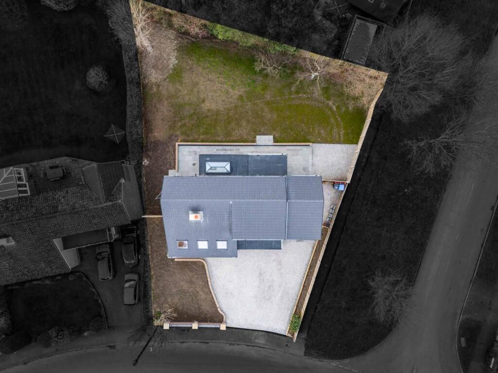 8 Park Hall Avenue-12.jpg