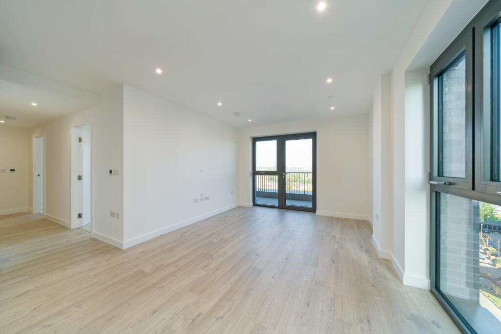 Darter Apartments