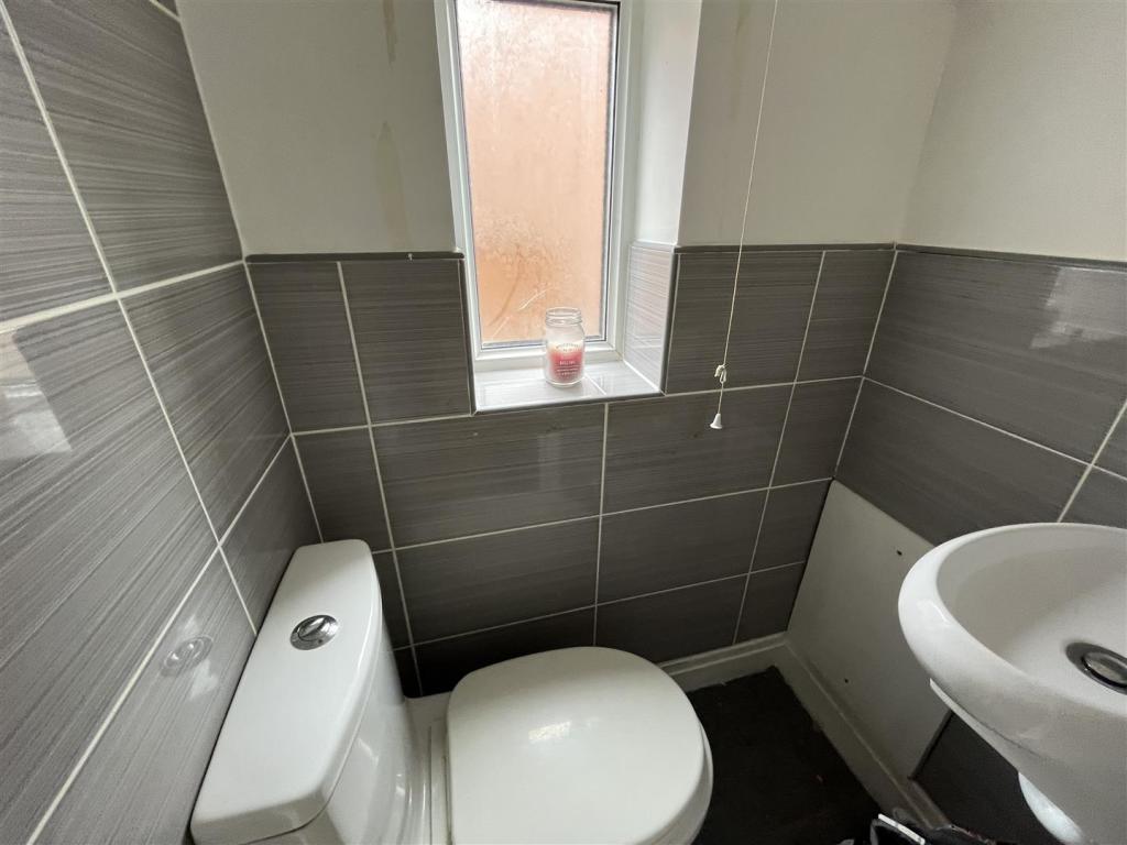 Ground Floor WC