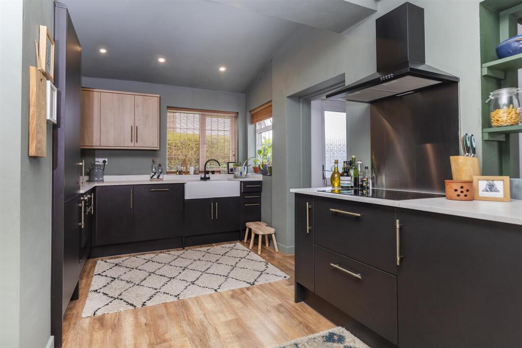 Bramleys Estate Agents - Bradshaw Lane - Halifax (