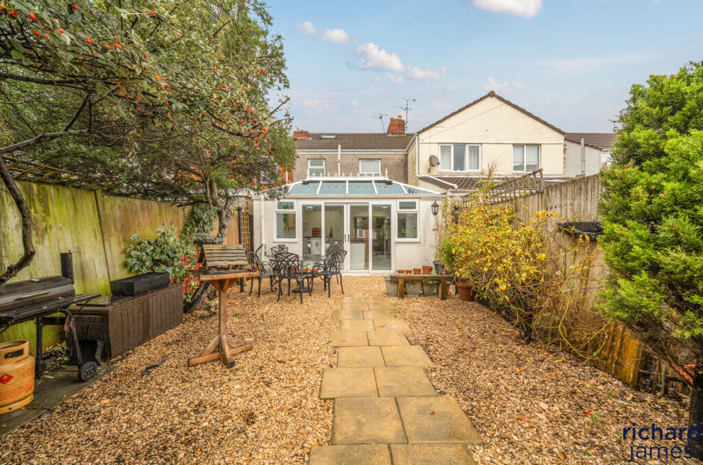 5db6971557b645c9bf2f25c4c745ba48