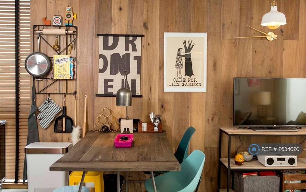 Living Space / Diner / Kitchen
