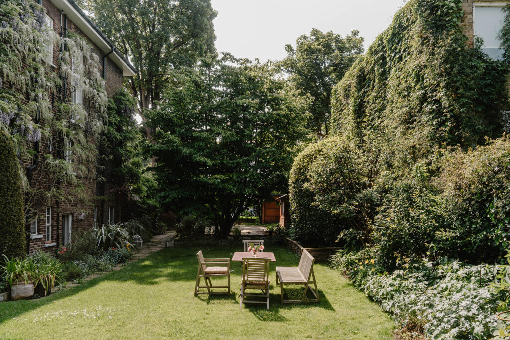 281836 - Northampton Park_High Res-36.jpg