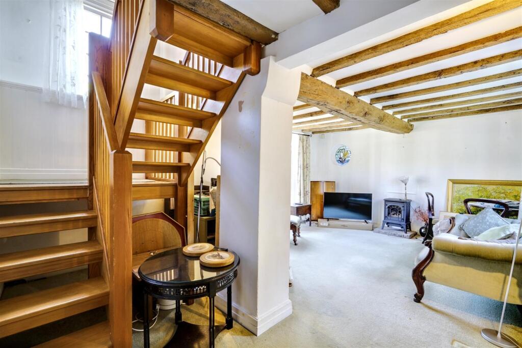 Entrance Hallway.jpeg