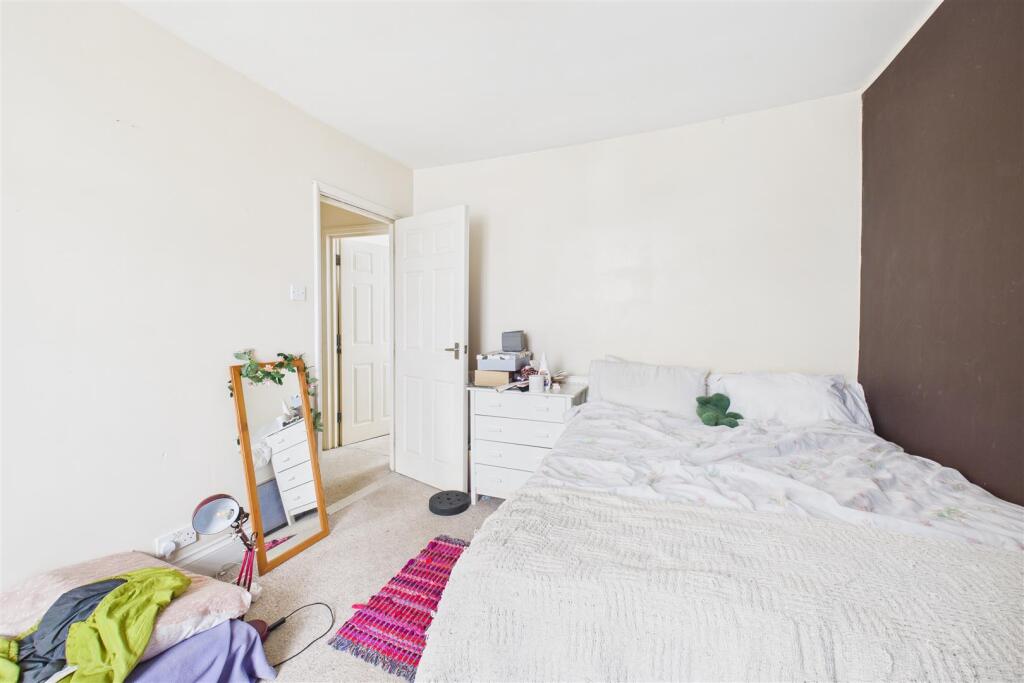 Flat B, 284, Gloucester Road, Horfield, Bristol BS
