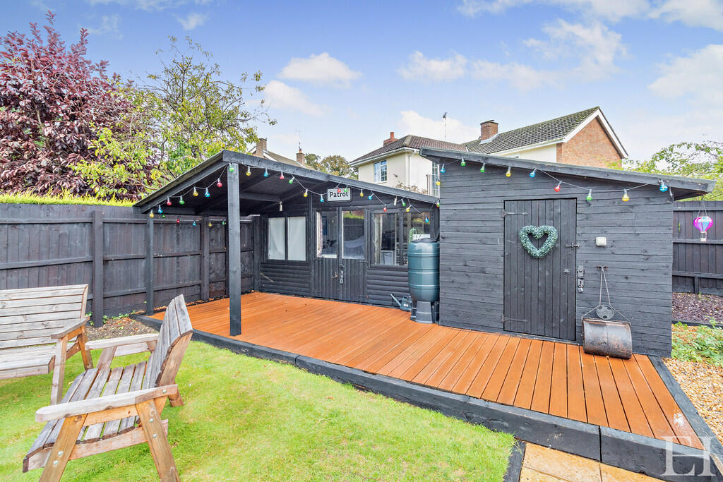 8660207-exteriorW...