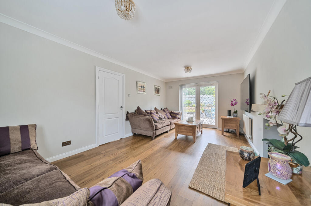 1300038-6-68358cb...