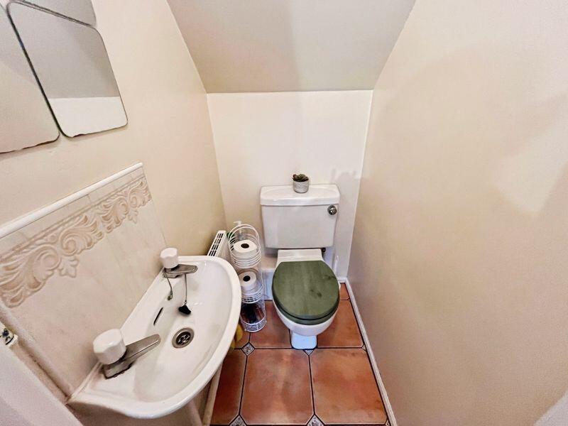 Cloakroom/WC