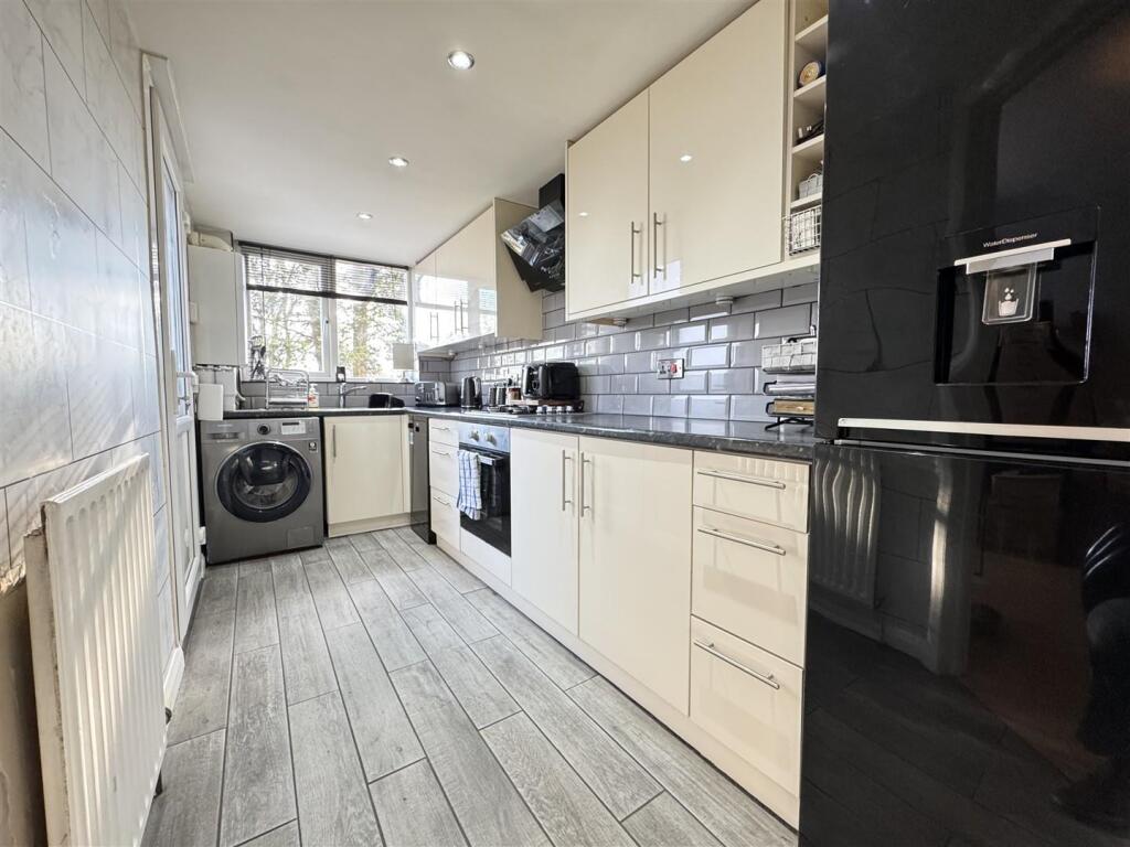 IMG_4925 (Large).JPG